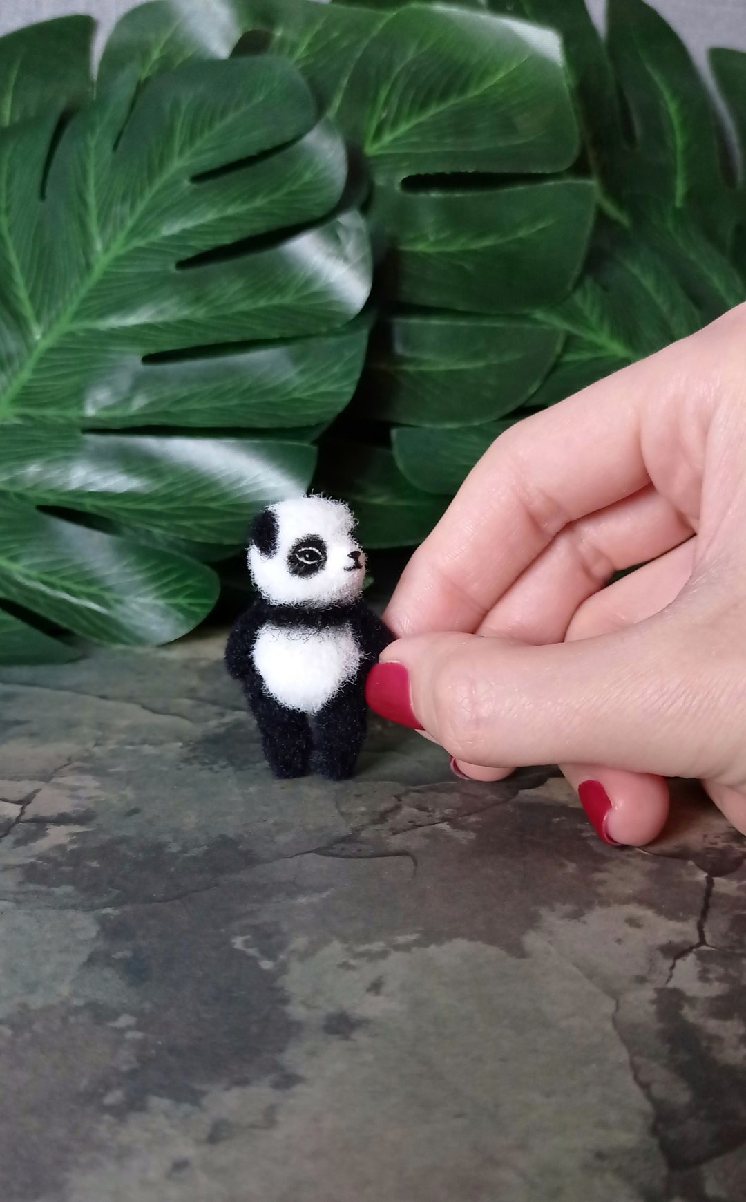 Miniature stuffed panda Pako. OOAK. Cute toy for doll. Collectible teddy toy. - 玩偶/公仔 - 绣线 黑色