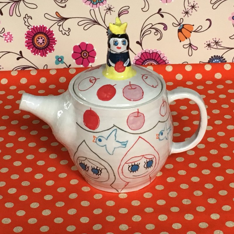 Tea pot with Snow White - 茶具/茶杯 - 陶 多色