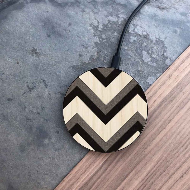 【预购】原木无线充电盘/Z字形 - 手机充电及周边 - 木头 黑色