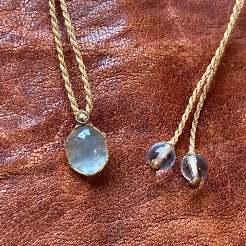 -Bare skin- 堇 स्वातंत्र्य编织项链 - 项链 - 宝石 蓝色