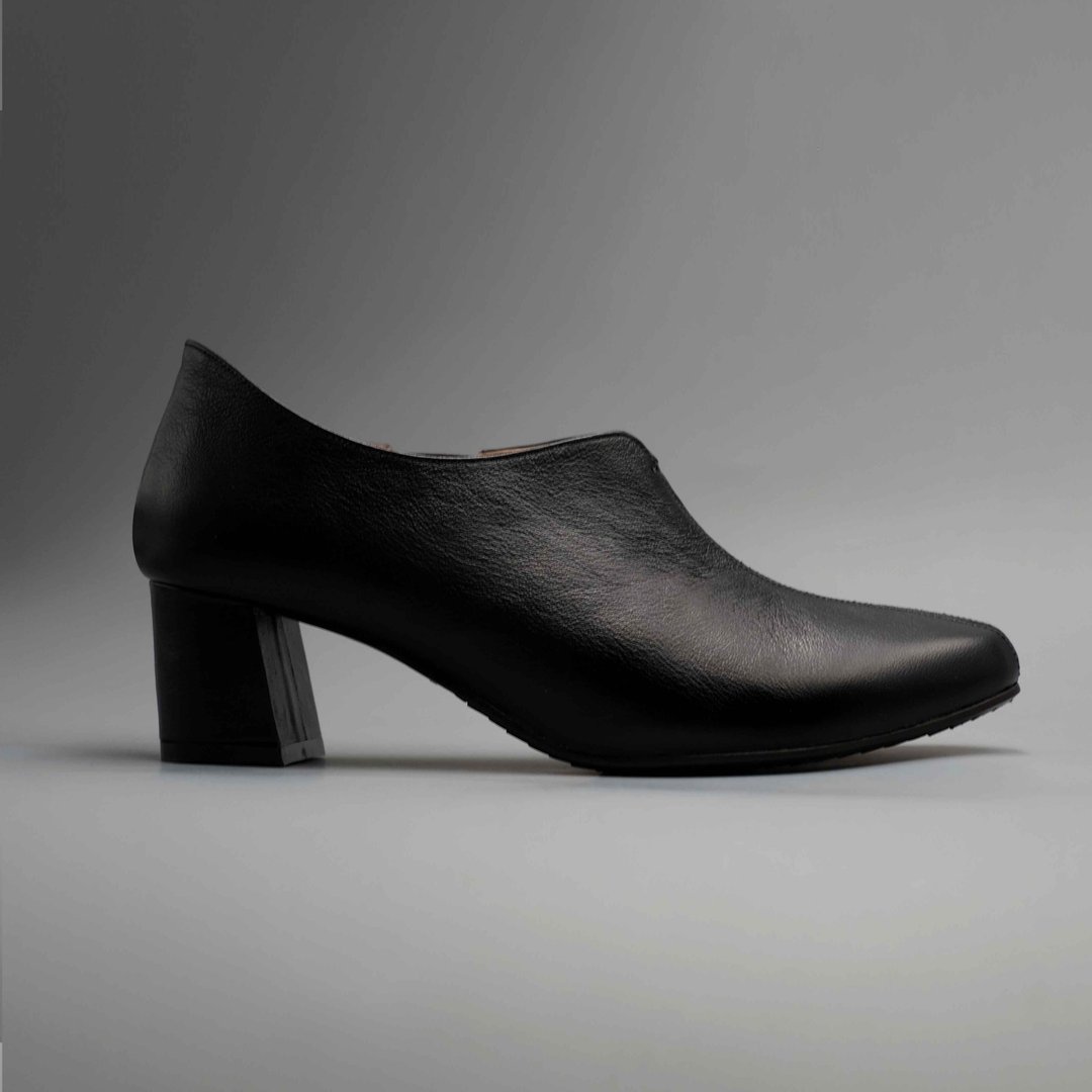 Ńeat ankle boots (俐落黑) black | WL - 高跟鞋 - 真皮 黑色