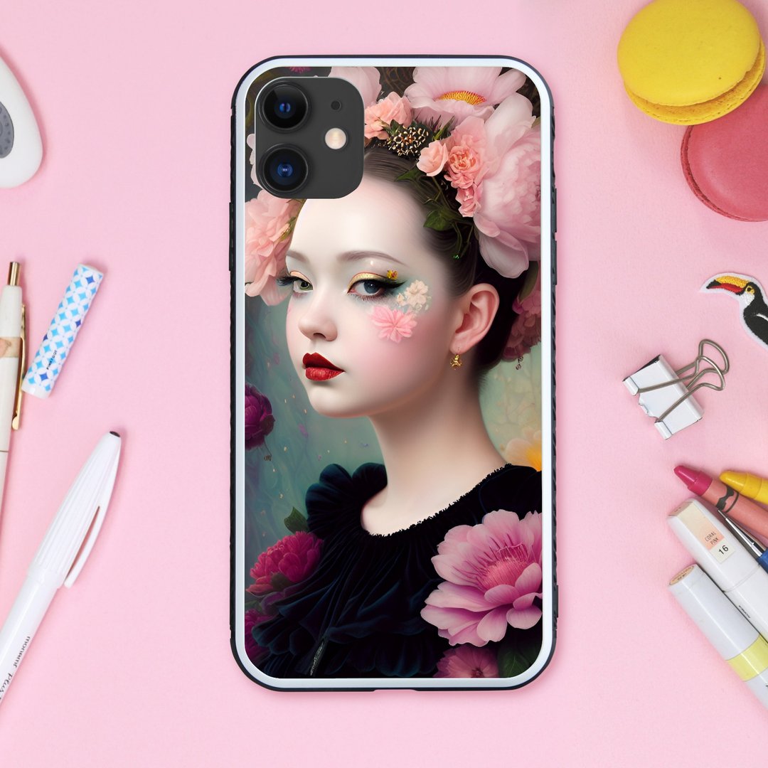 身着时尚服饰、拥有华丽金色妆容的梦幻可爱女孩与花朵 手机壳【强化玻璃处理】适用于 iPhone16 - 手机壳/手机套 - 塑料 多色
