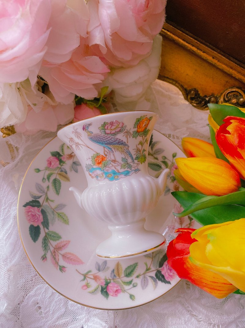 英国制 Wedgwood 手绘喜鹊牡丹花瓶 花器 库存品 母亲节送礼 - 花瓶/陶器 - 瓷 多色