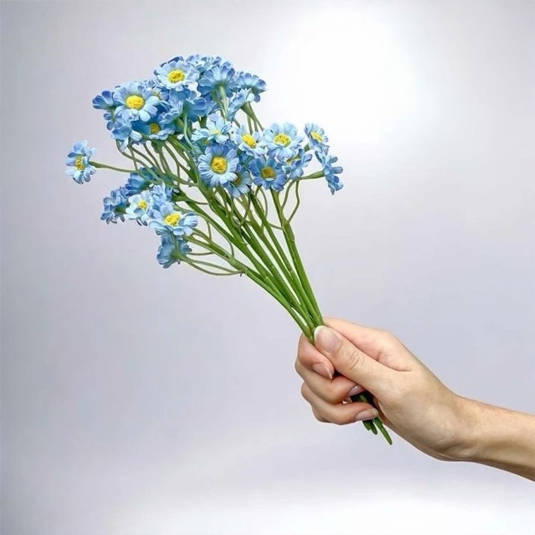 法式野餐洋甘菊高雅蓝仿真花花材(1入组) - 摆饰 - 塑料 黄色