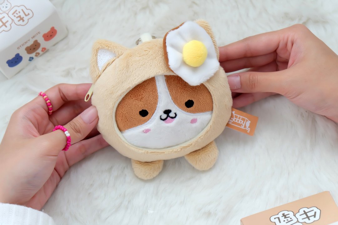 Poop bag dispenser dog bread with fried egg - 其他 - 其他材质 金色