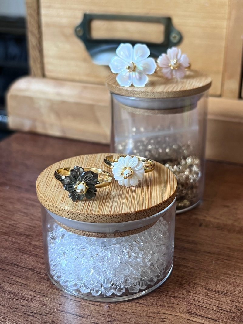 母亲节 精选 黑色贝壳小花 戒指 礼物 手作戒指 - 戒指 - 贝壳 黑色