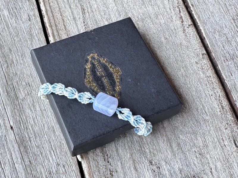 230645 Macrame 南美蜡线 蓝纹玛瑙 手链 - 手链/手环 - 半宝石 蓝色