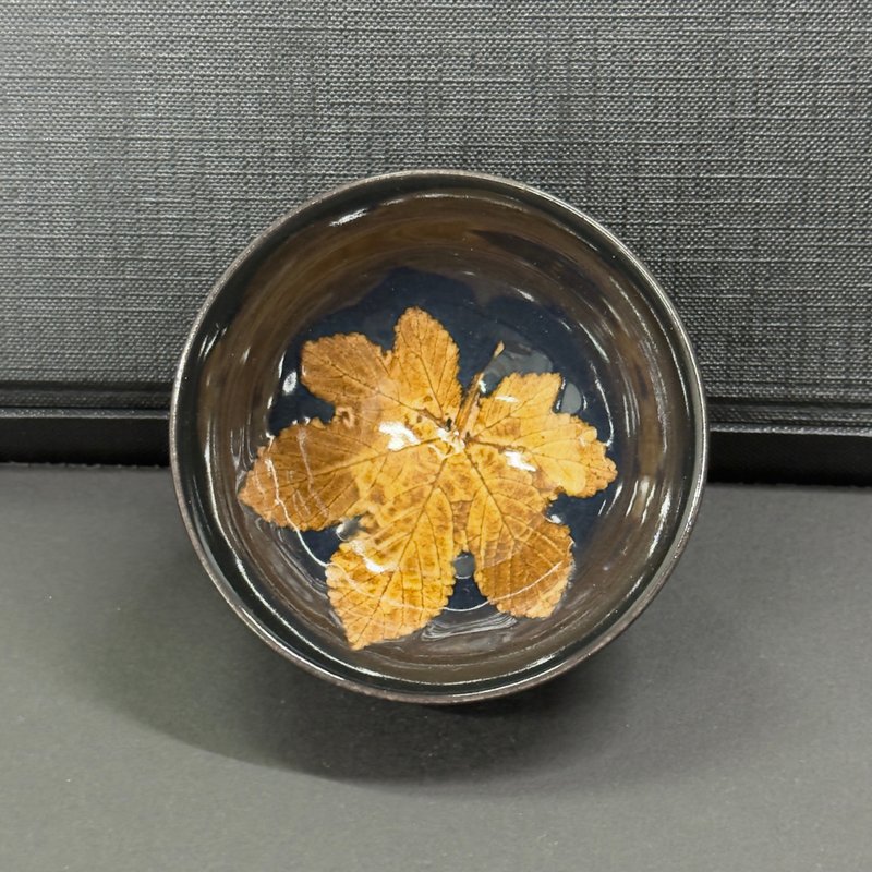 No. 02 / 木叶天目 Leaf Tenmoku / 圆杯 70 ml - 茶具/茶杯 - 瓷 黑色