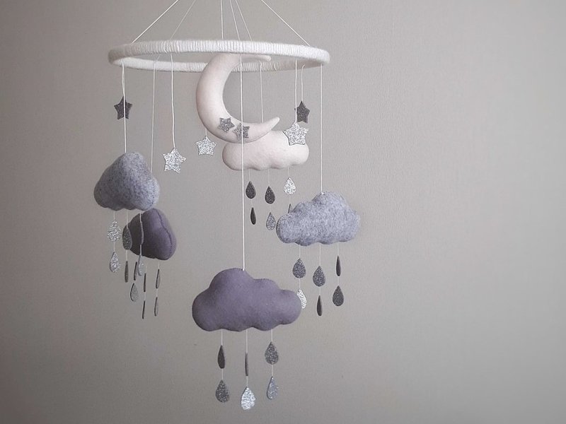 Cloud baby nursery mobile neutral, crib mobile, pregnancy gift, baby shower gift - 玩具/玩偶 - 环保材料 金色
