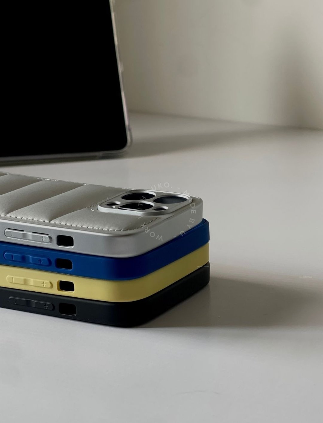 iPhone CASE |  手机壳旧换新  羽绒服防摔手机壳 - 手机壳/手机套 - 其他材质 