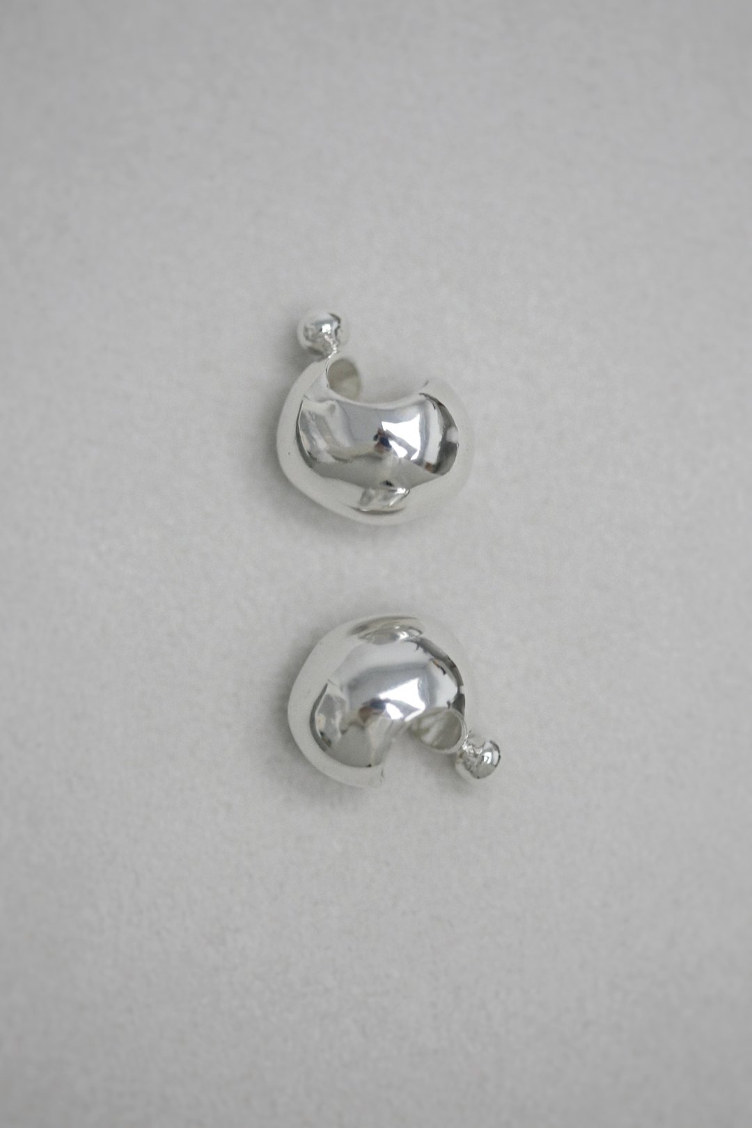 Foaming Ear cuff 发泡耳骨夹 - 耳环/耳夹 - 纯银 银色