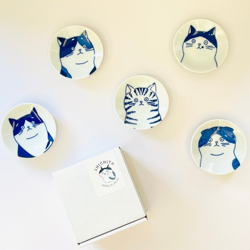 【交换礼物推荐】美浓烧-五种猫猫染付豆皿礼盒组 - 盘子/餐盘/盘架 - 瓷 白色