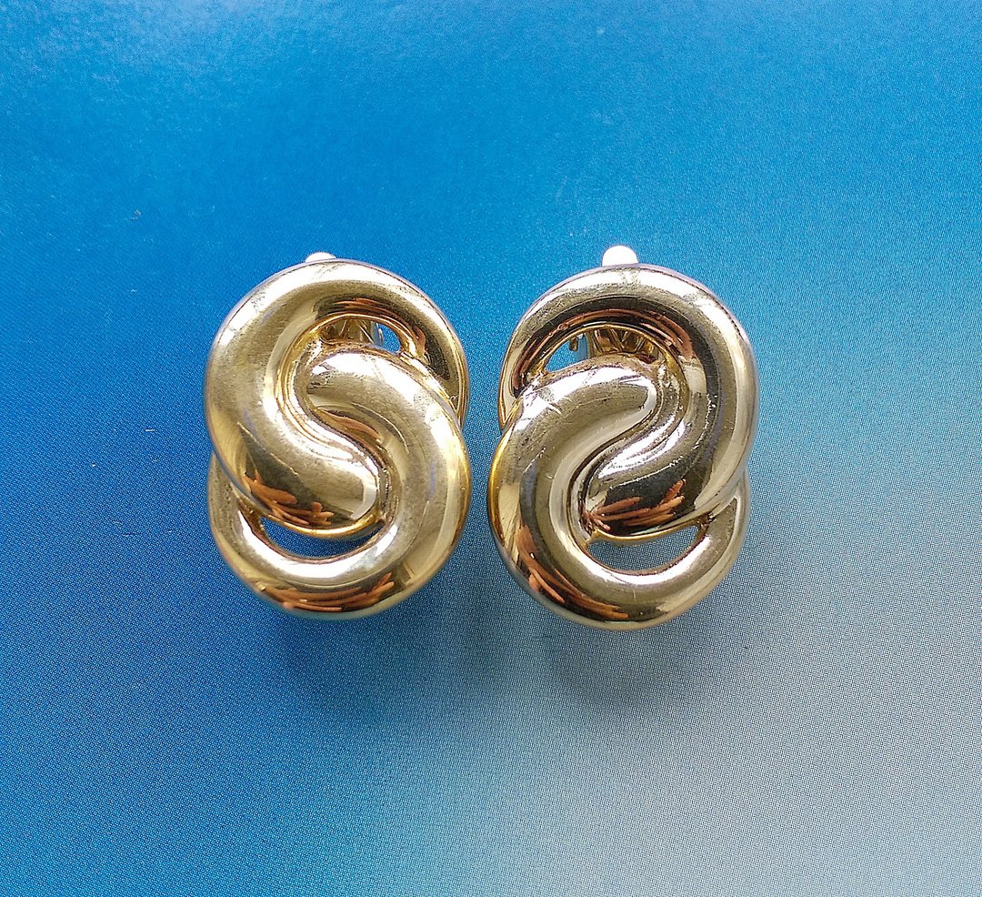 Vintage Jewelry 西洋古董饰品 TRIFARI 金色调 交缠 夹式耳环 - 耳环/耳夹 - 其他金属 金色