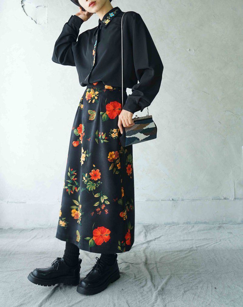 设计手作-写意古典复古花卉印花黑色长裙 - 裙子 - 聚酯纤维 黑色