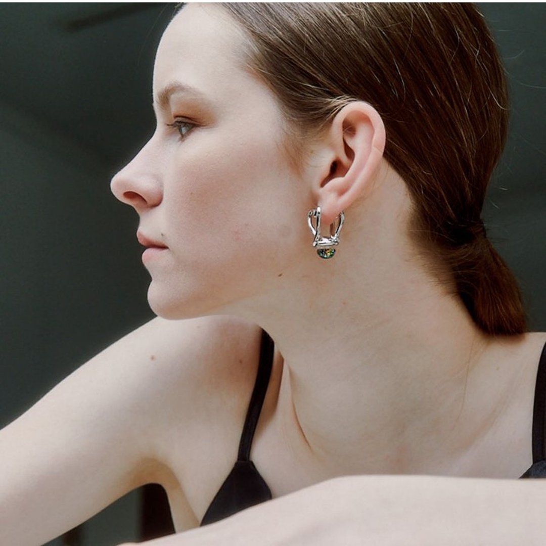 Pretzel Heart snowball one-touch earring - 耳环/耳夹 - 玻璃 