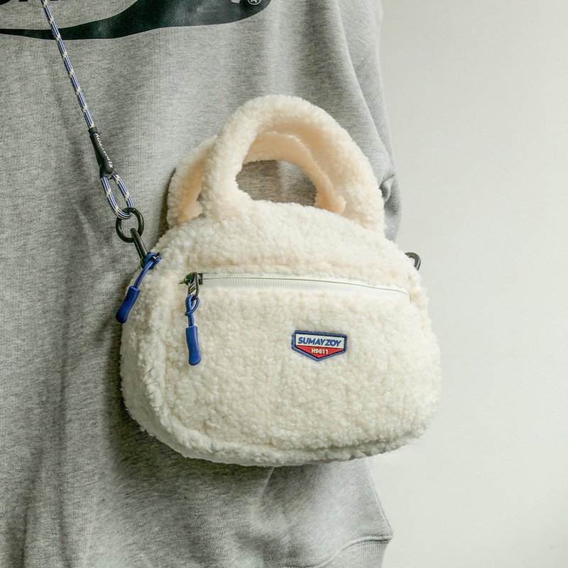 秋冬首選 晴天系列毛絨包 小眾休閑斜挎包 奶油白大號 - 侧背包/斜挎包 - 聚酯纤维 白色