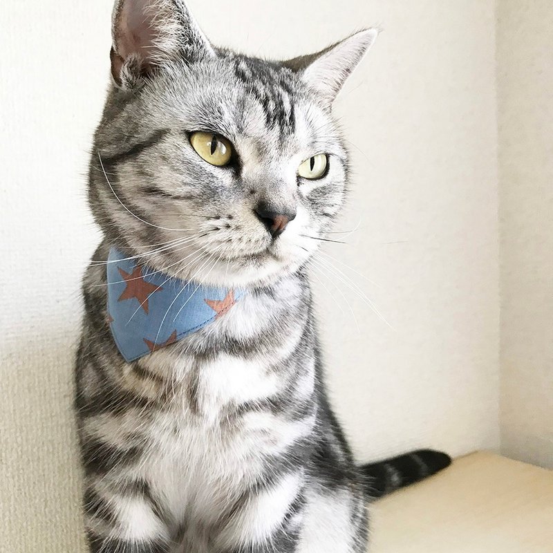 [Big Star Pattern] Bandana Style Safety Collar for Cats Safety Collar Cat Collar - 衣/帽 - 棉．麻 蓝色