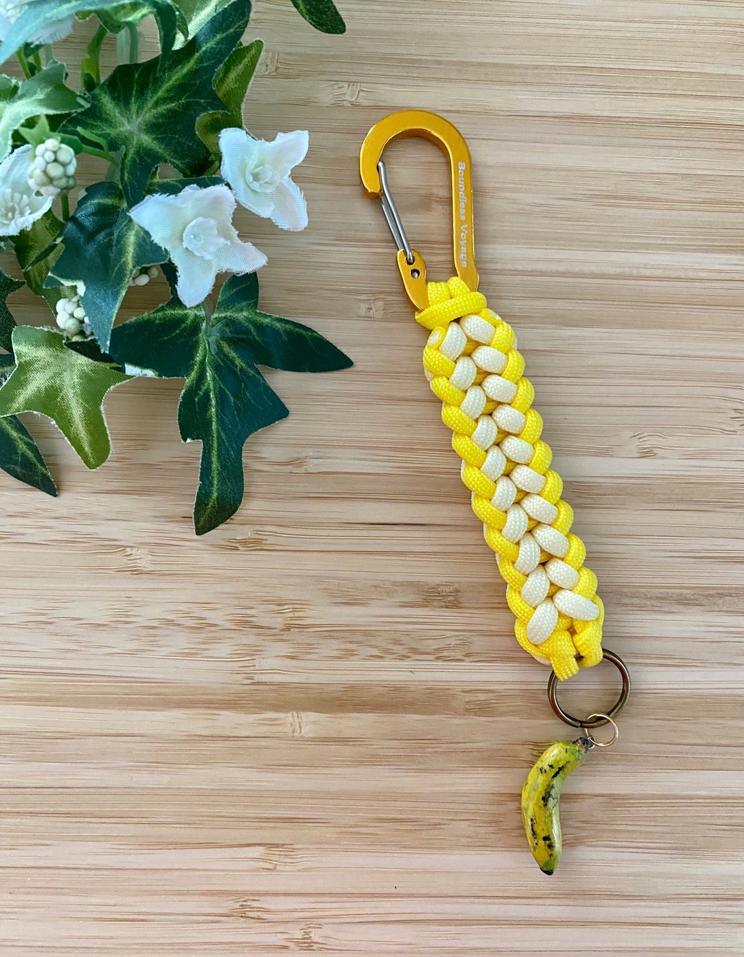 Paracord Banana Keychain Keyring - 钥匙链/钥匙包 - 其他材质 