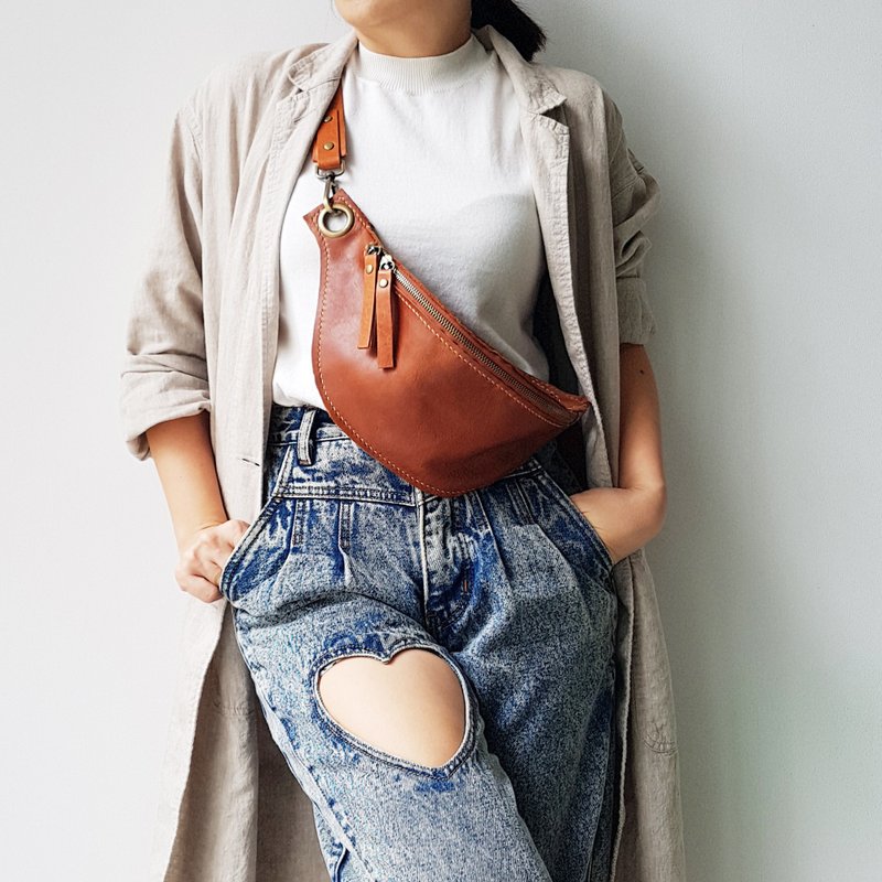 GENUINE LEATHER COPPER BUM BAG / FANNY PACK / CROSS BODY BAG - 手提包/手提袋 - 真皮 黑色