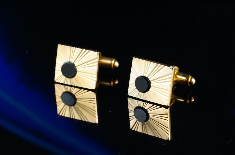 【C’est Cufflinks】德国严选Vintage古着袖扣 金色太阳纹黑玛瑙袖扣 - 袖扣 - 其他金属 金色