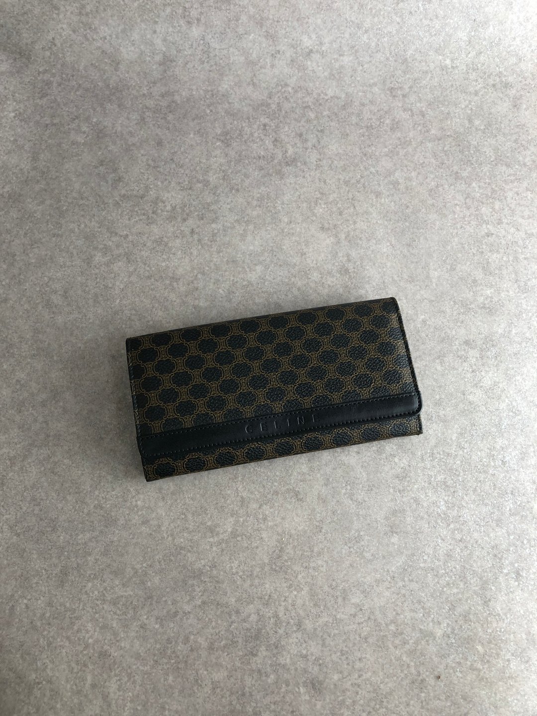 【日本直送 名牌中古包】CELINE  સ riscos 饰纹 PVC 皮革 长夹 复古 vintage 旧款 dv85f5 - 皮夹/钱包 - 防水材质 黑色