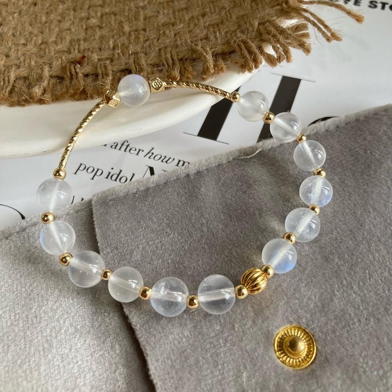 手围客制-天然蓝光月光石月亮石手镯 - 手链/手环 - 其他材质 白色