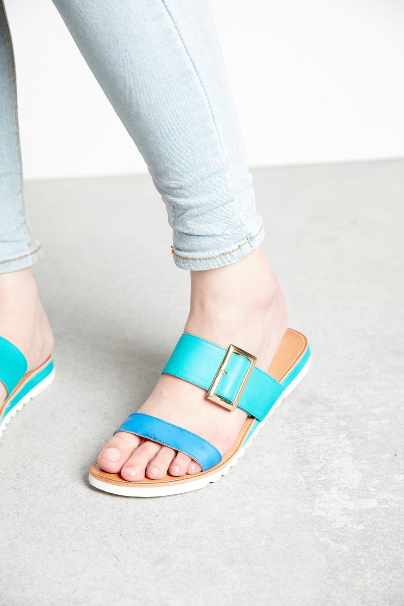 H THREE 大饰扣拖鞋 / 平底 / 绿 / 松石绿 - 女款休闲鞋 - 真皮 绿色