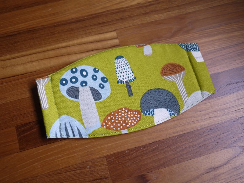 手作订制=日常必备小物=手作口罩=菇菇森林=黄绿 - 口罩 - 棉．麻 绿色