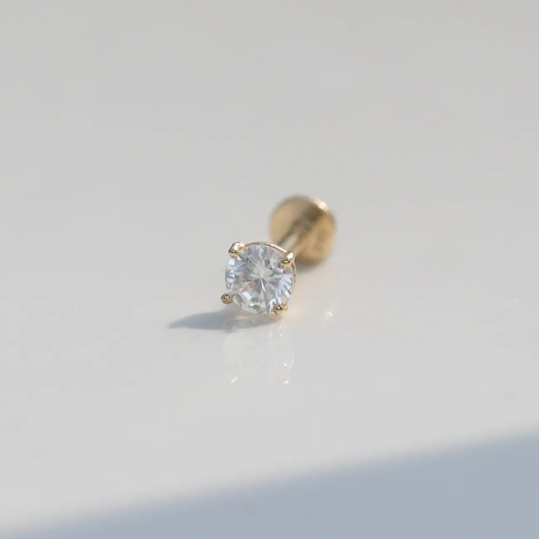 14K 四爪钻锁珠耳环 (前锁 平底 圆饼) _ JA027 (单个) - 耳环/耳夹 - 贵金属 金色