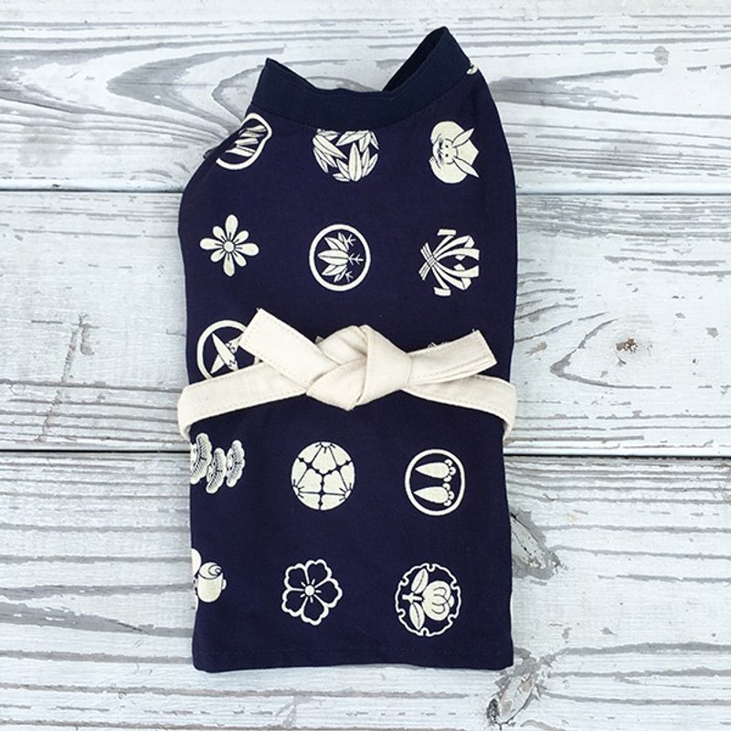 狗狗衣服 绅蓝徽纹和服 - 衣/帽 - 棉．麻 