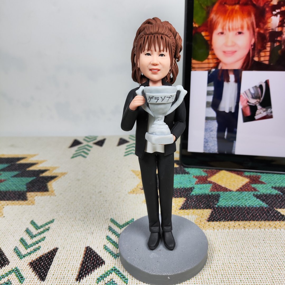 客制化人物公仔 人偶 3D人像画 似颜绘 肖像 定制 生日 纪念 奖杯 - 玩偶/公仔 - 粘土 多色