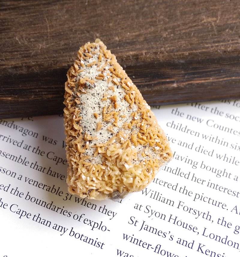 Calcite 湖北产地 方解石 黄云石共生  天然矿石 原矿 - 摆饰 - 其他材质 