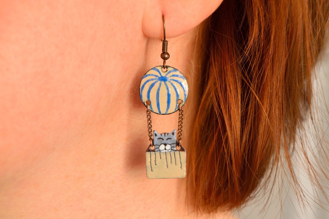 Grey Cat Earrings, Enamel Earrings, Hot Air Balloon, Cat Enamel Jewelry, Tabby, - 耳环/耳夹 - 珐琅 蓝色
