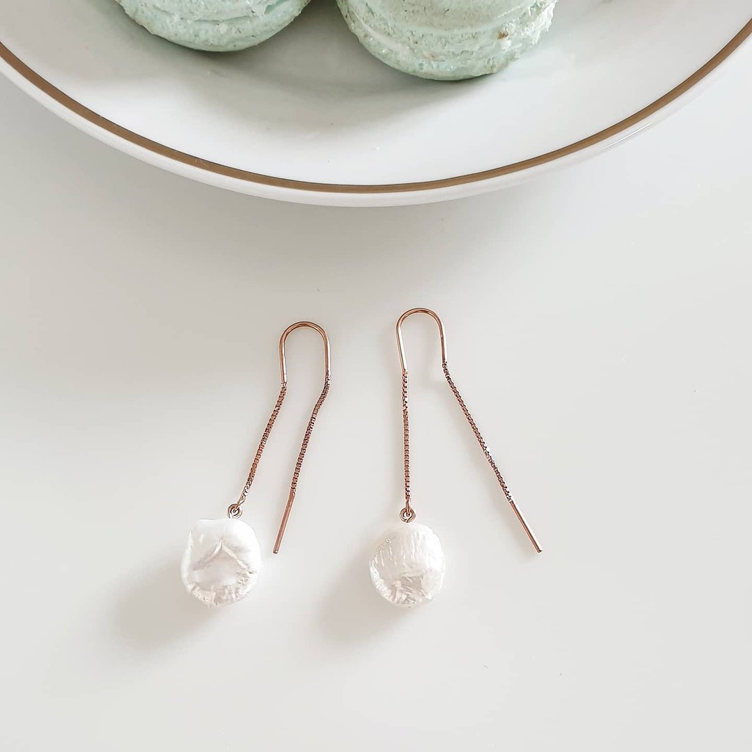 Pearl earrings, Silver, rose gold plated - 耳环/耳夹 - 珍珠 白色