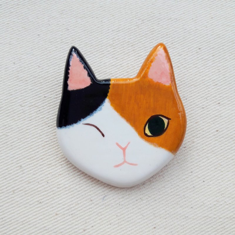 三花猫猫 - 胸针 - 粘土 金色