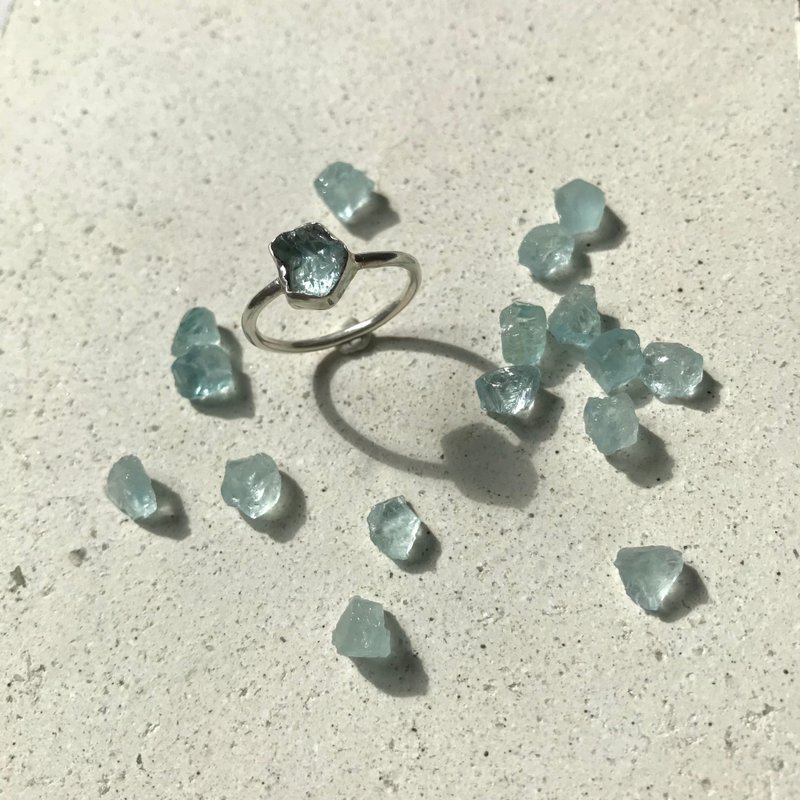 925银 海水蓝宝 戒指 II 原矿 II 海水沁蓝戒指 - 戒指 - 纯银 蓝色