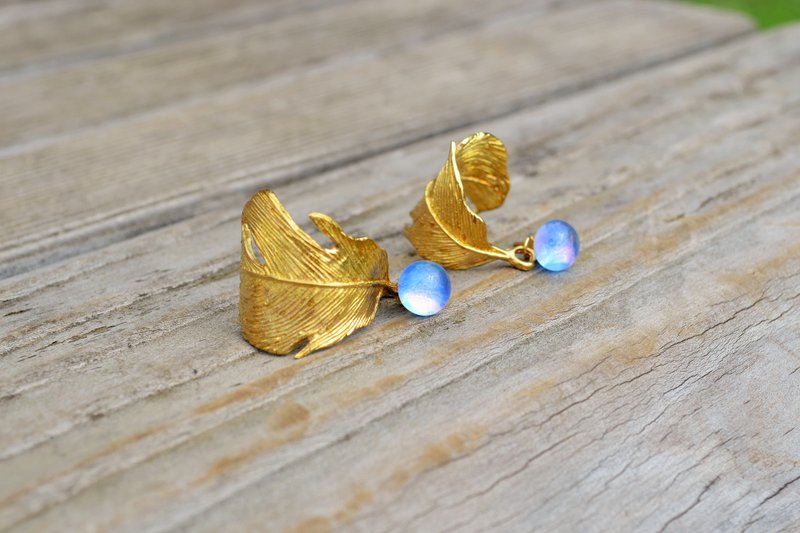 Ao + duvet - 耳环/耳夹 - 玻璃 蓝色