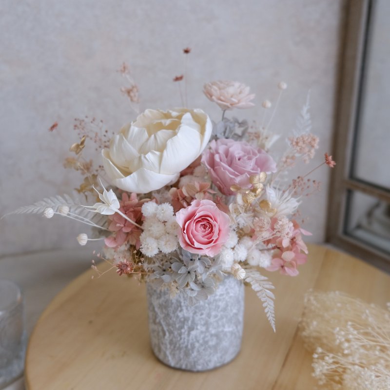 【永生花盆花】永生花/居家装饰/开幕/新居/贺礼/送礼/甜美梦幻款 - 植栽/盆栽 - 植物．花 粉红色