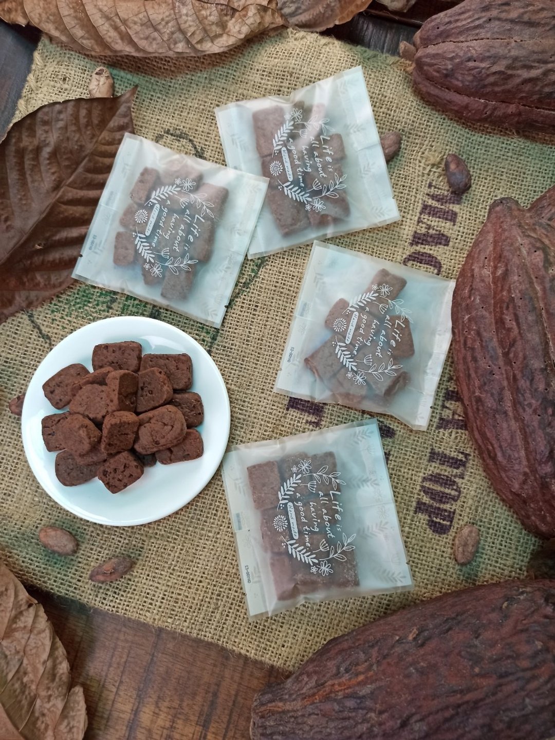 【美食嘉年华】KAKAWA手工原豆可可脆饼/四包入一盒NT180 - 手工饼干 - 新鲜食材 卡其色
