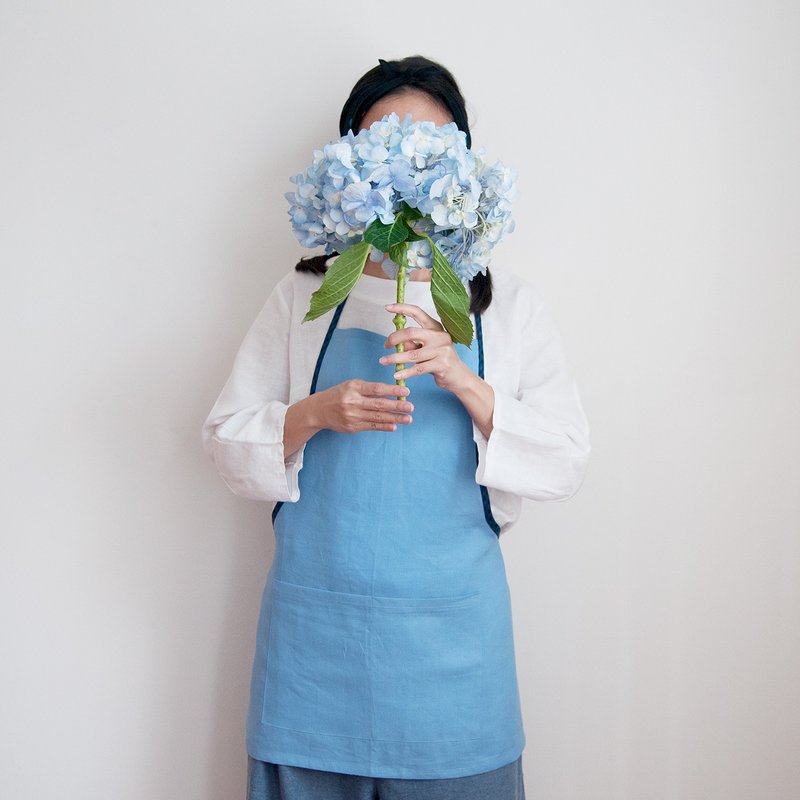 Linen Apron in French Blue Handmade Apron Gift Color Block - 围裙 - 棉．麻 蓝色