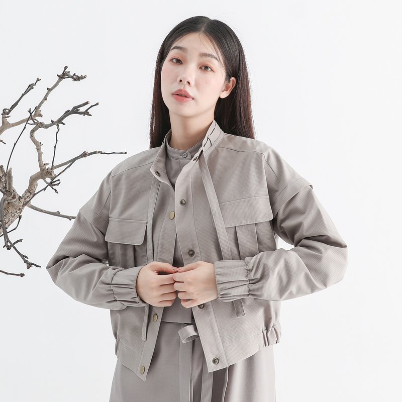 Xiaosuo_萧索短版外套_24AF301_卡其 - 女装休闲/机能外套 - 聚酯纤维 卡其色