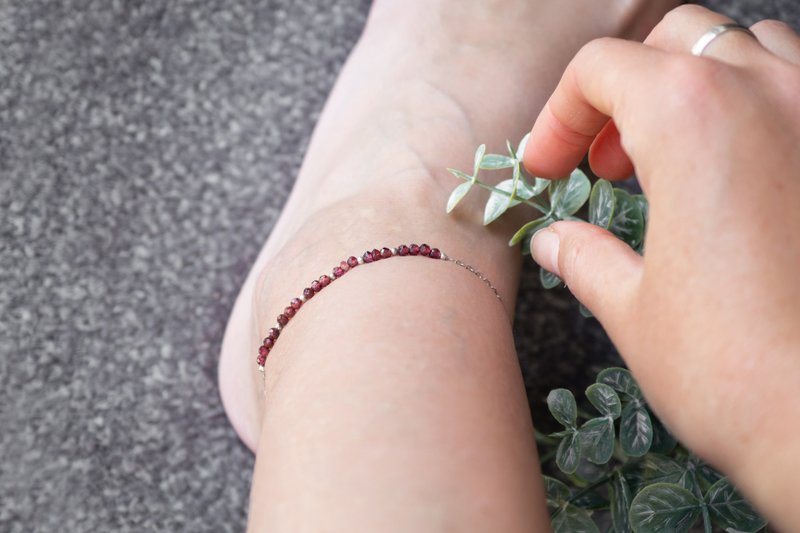 925 纯银脚链，石榴石踝链，摩羯座幸运石，一月诞生石 - 手链/手环 - 宝石 红色