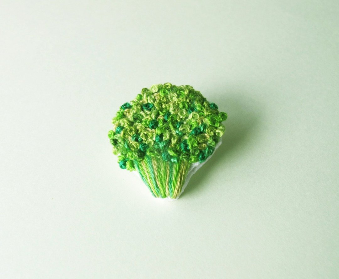 手工刺绣 绿花椰菜胸针/别针 - 胸针 - 绣线 绿色