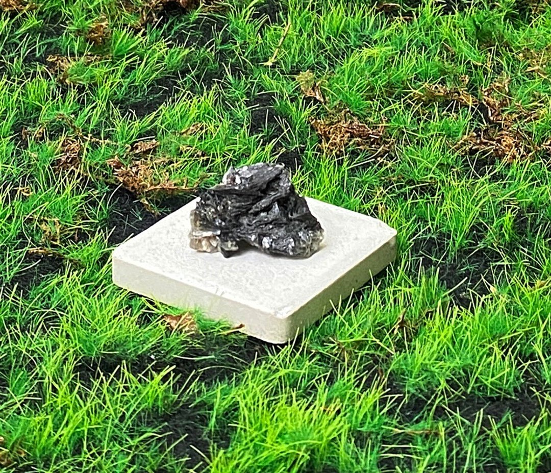 能量摆饰-天然原矿镜铁矿共生金云母 避邪挡煞 招财开运 快速出货 - 摆饰 - 水晶 多色
