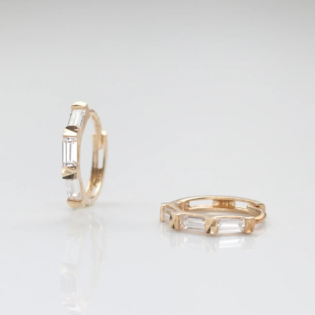 14K 方钻耳扣耳环 (内径 8 mm) (单个) - 耳环/耳夹 - 贵金属 金色