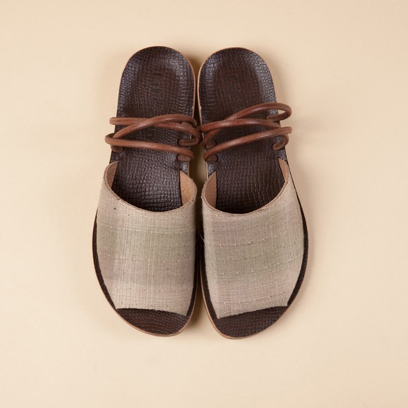 零码-【文青范儿】日系花布牛皮慢活凉鞋-迷雾森林(25) - 拖鞋 - 真皮 卡其色