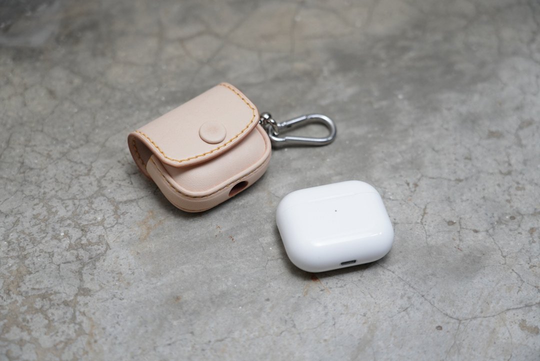 MINERVA 纯手制造 AirPods 3 / AirPods 4 皮革保护套 TYPE-01 - 耳机收纳 - 真皮 橘色