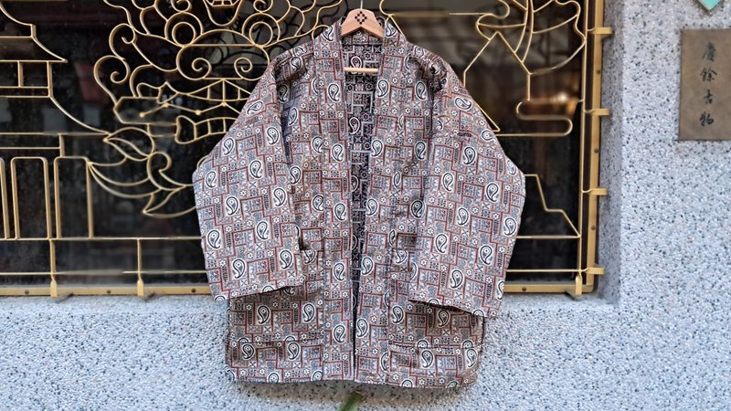 AMIN'S SHINY WORLD 碎花变形虫满版提花KIMONO - 女装休闲/机能外套 - 棉．麻 多色