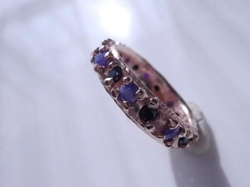 Stone round - 戒指 - 其他金属 