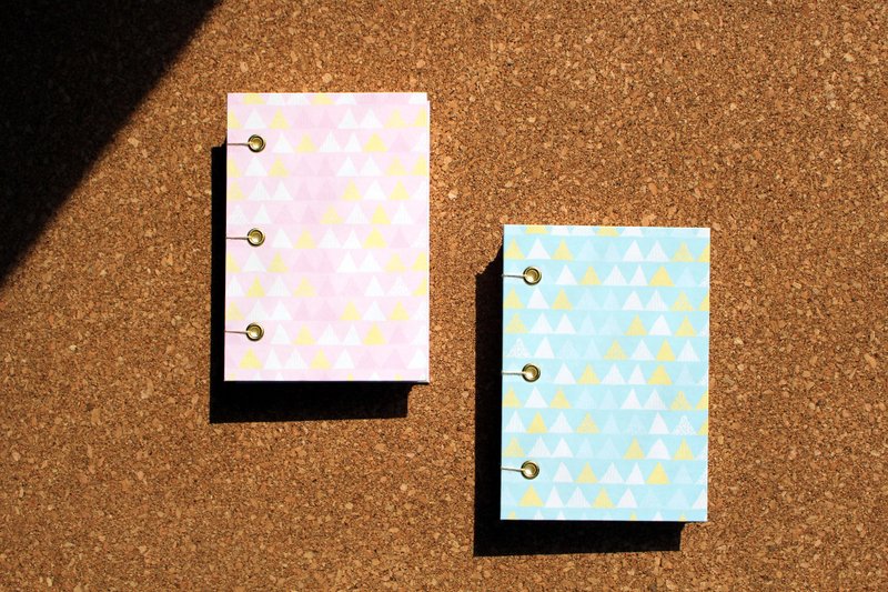 手绘风 浅蓝 精装 手缝 笔记本 - 笔记本/手帐 - 纸 蓝色